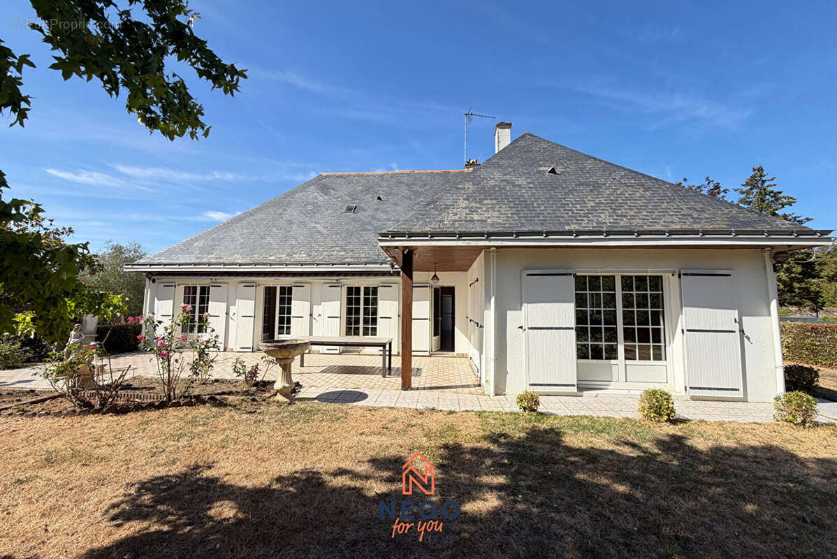 Nouveauté - Maison de plain-pied 159 m² à Avrillé - photo 11