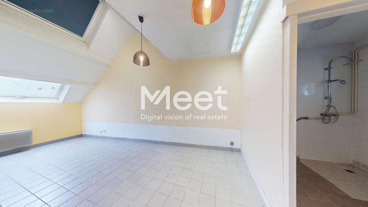 Maison 790 m² à Diges  - photo 15