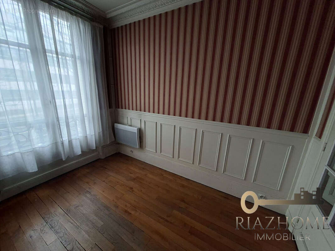 Appartement à LE BOURGET