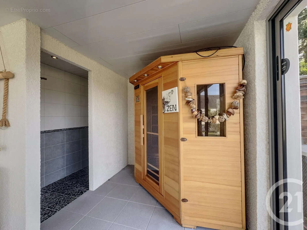 Maison à AMILLY