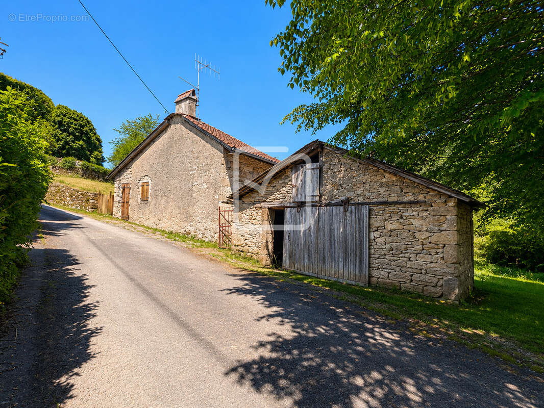 Maison à SOUSCEYRAC
