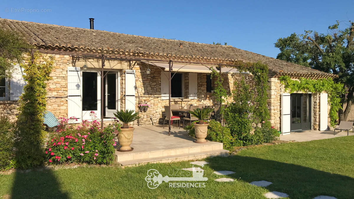 Maison à UZES