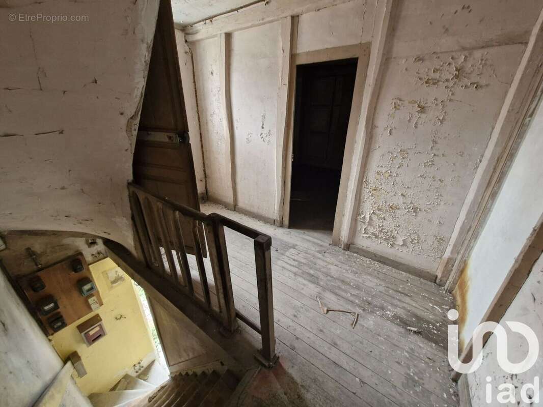 Photo 6 - Maison à ROMILLY-SUR-SEINE