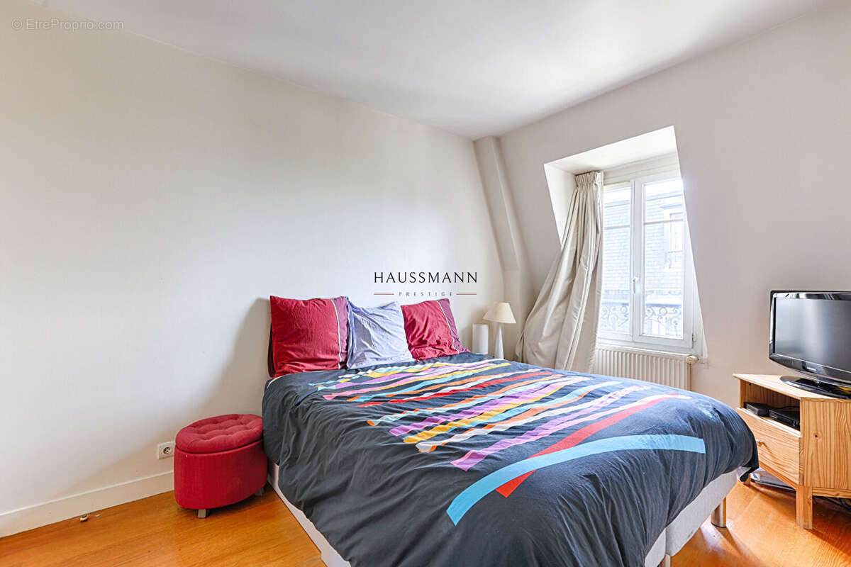 Appartement à PARIS-6E