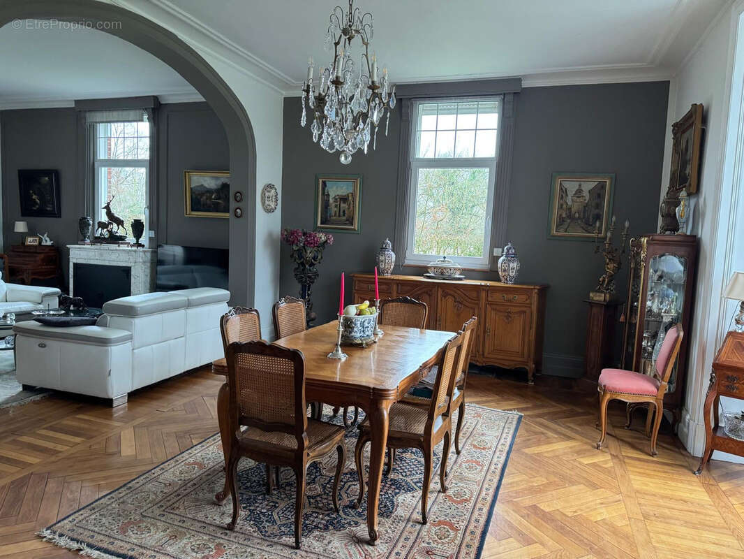 Maison à SAILLY-SUR-LA-LYS