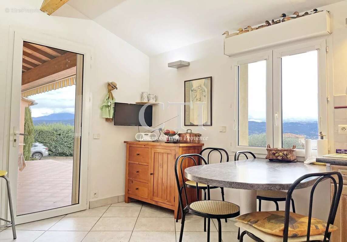 Maison à VAISON-LA-ROMAINE