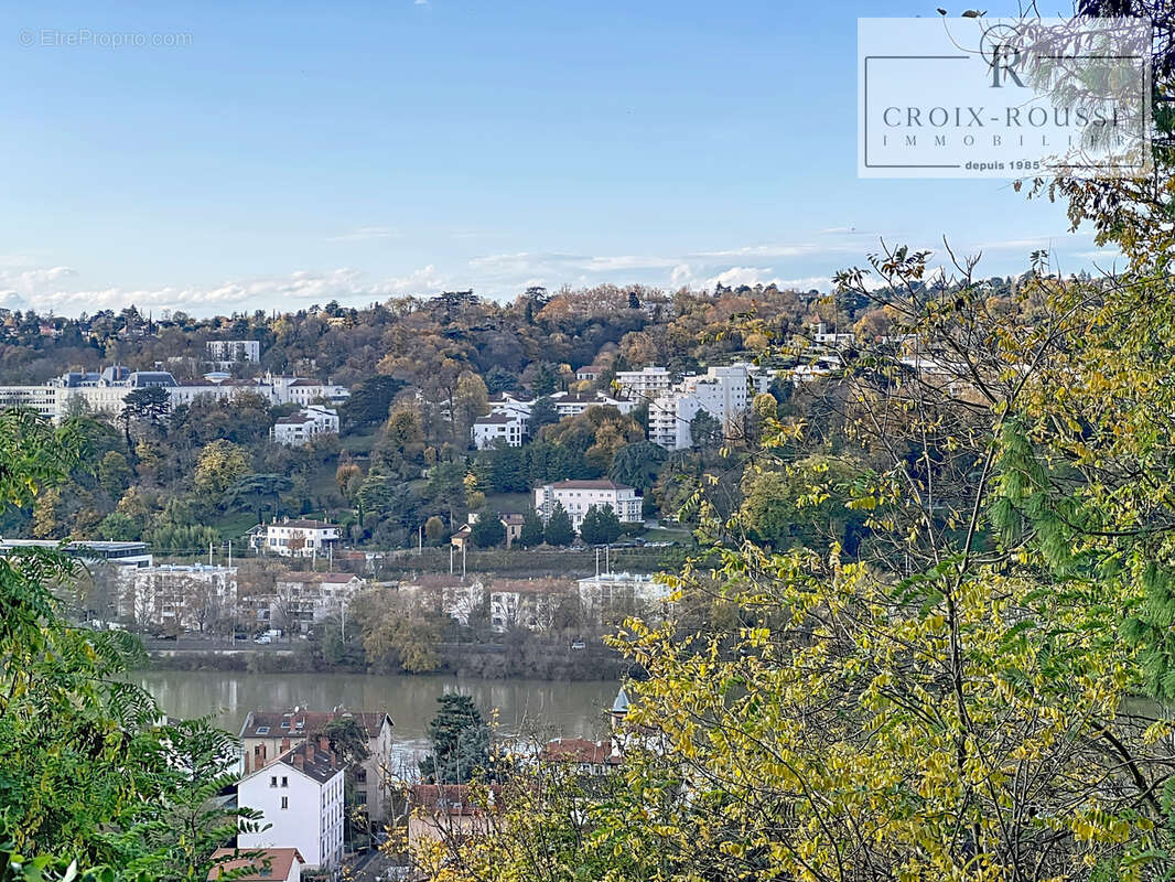Maison à CALUIRE-ET-CUIRE
