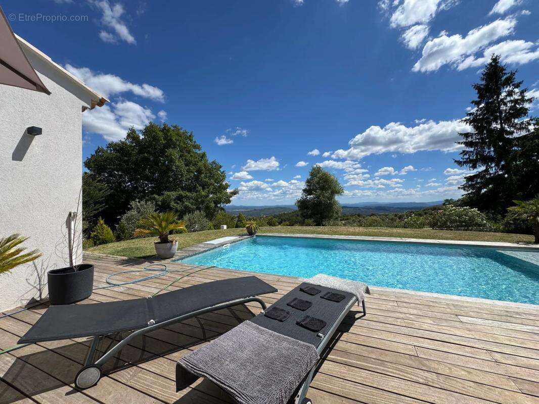 Maison à MONTFURON
