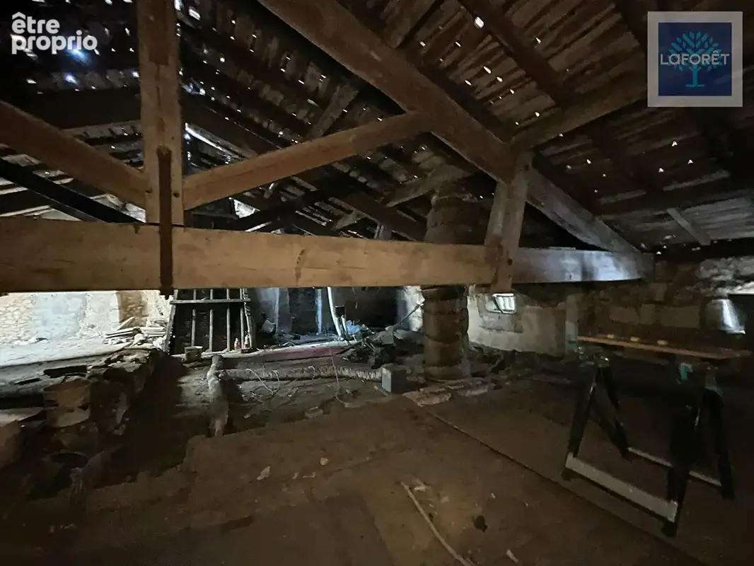 Immeuble de rapport : 2 maisons + local commercial - photo 8