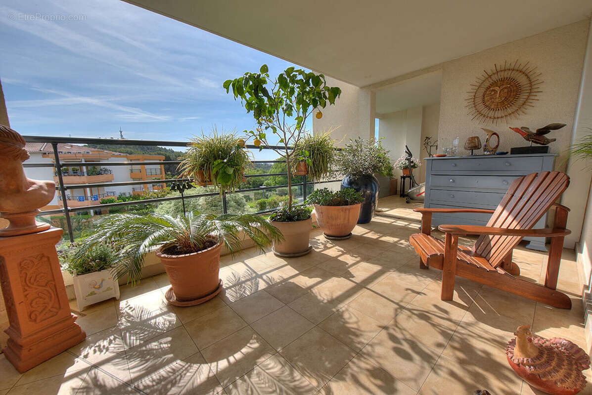 Appartement 3 pieces 84 m2 piscine commerces saint-raphael - photo 4