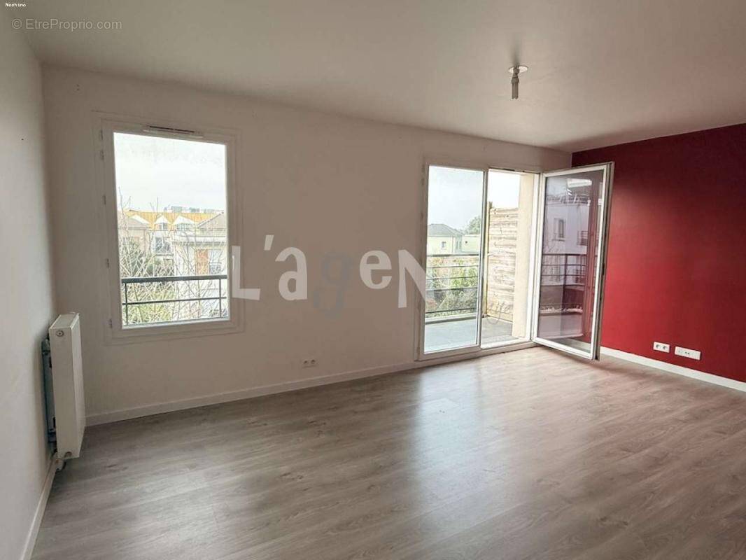 Appartement à CLAYE-SOUILLY
