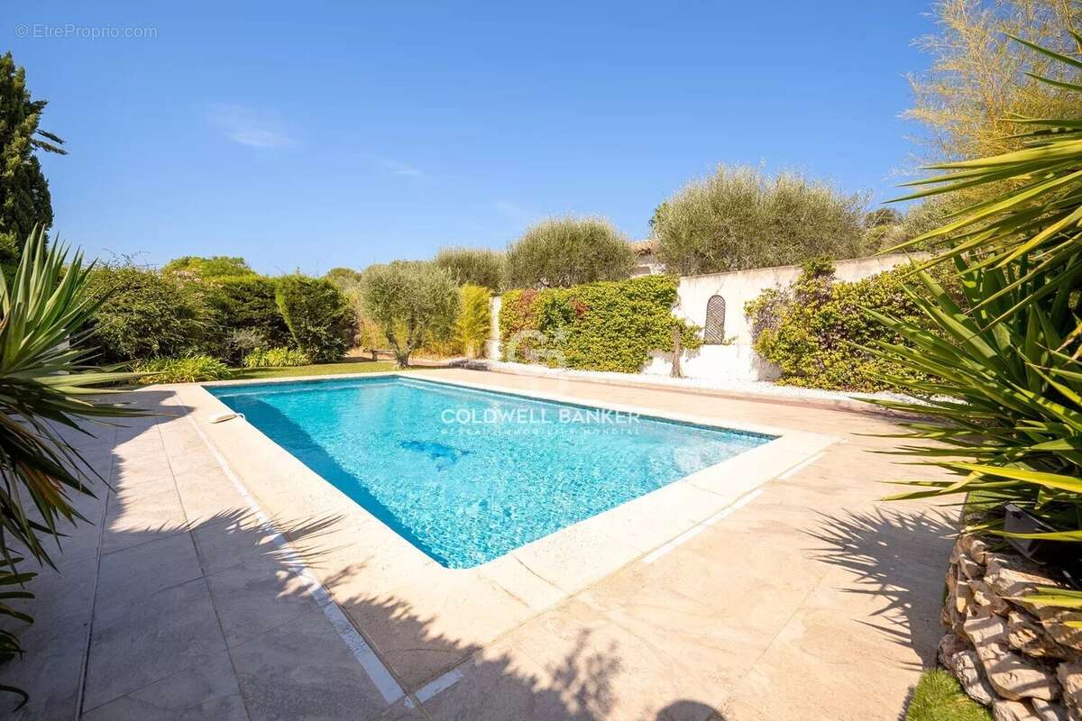 Maison à MOUGINS