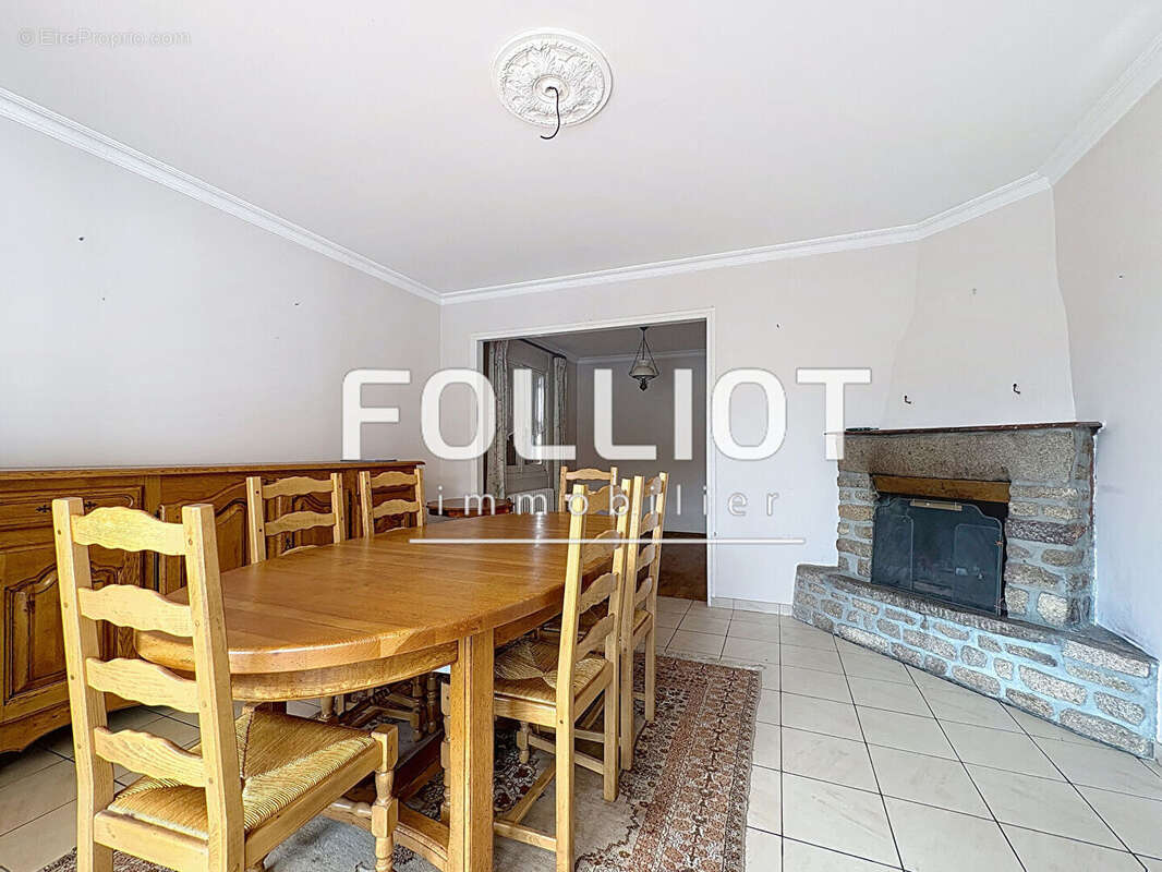 Maison à TORIGNI-SUR-VIRE