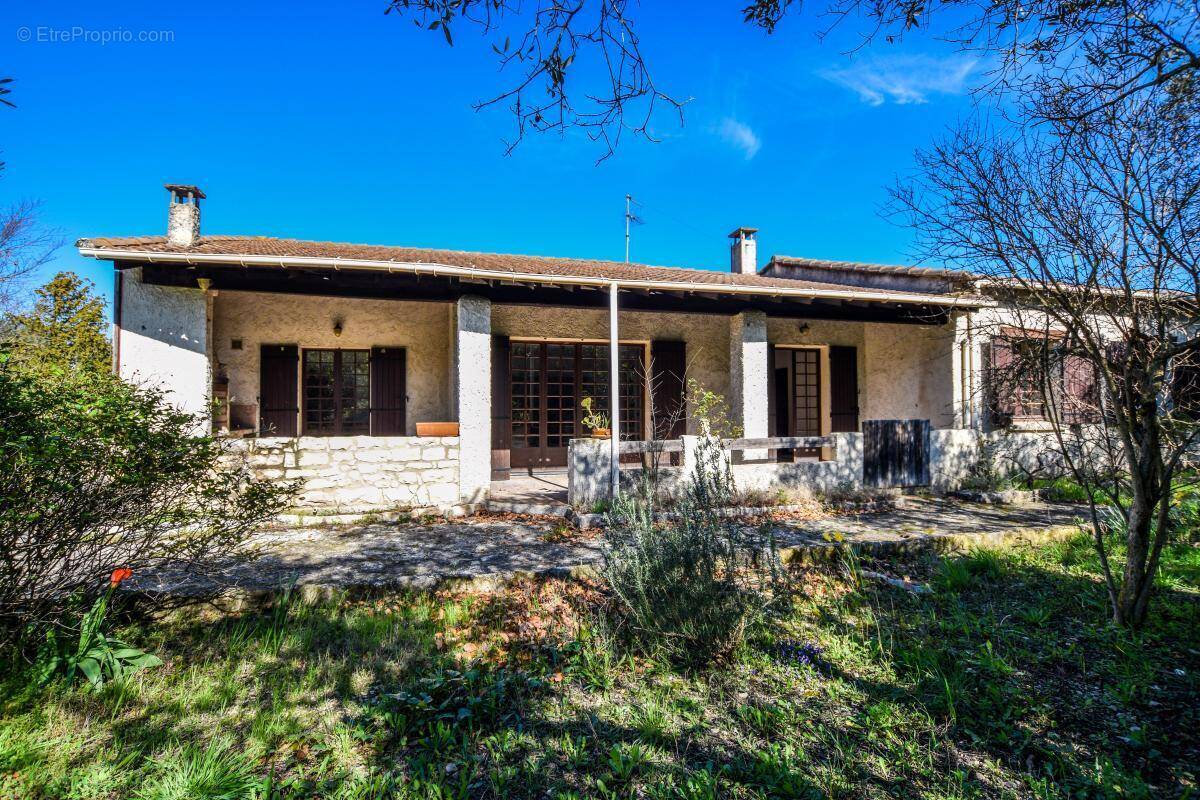 Maison à ROCHEFORT-DU-GARD