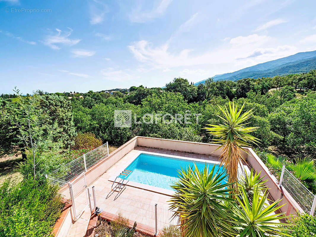 Maison à MONTESQUIEU-DES-ALBERES