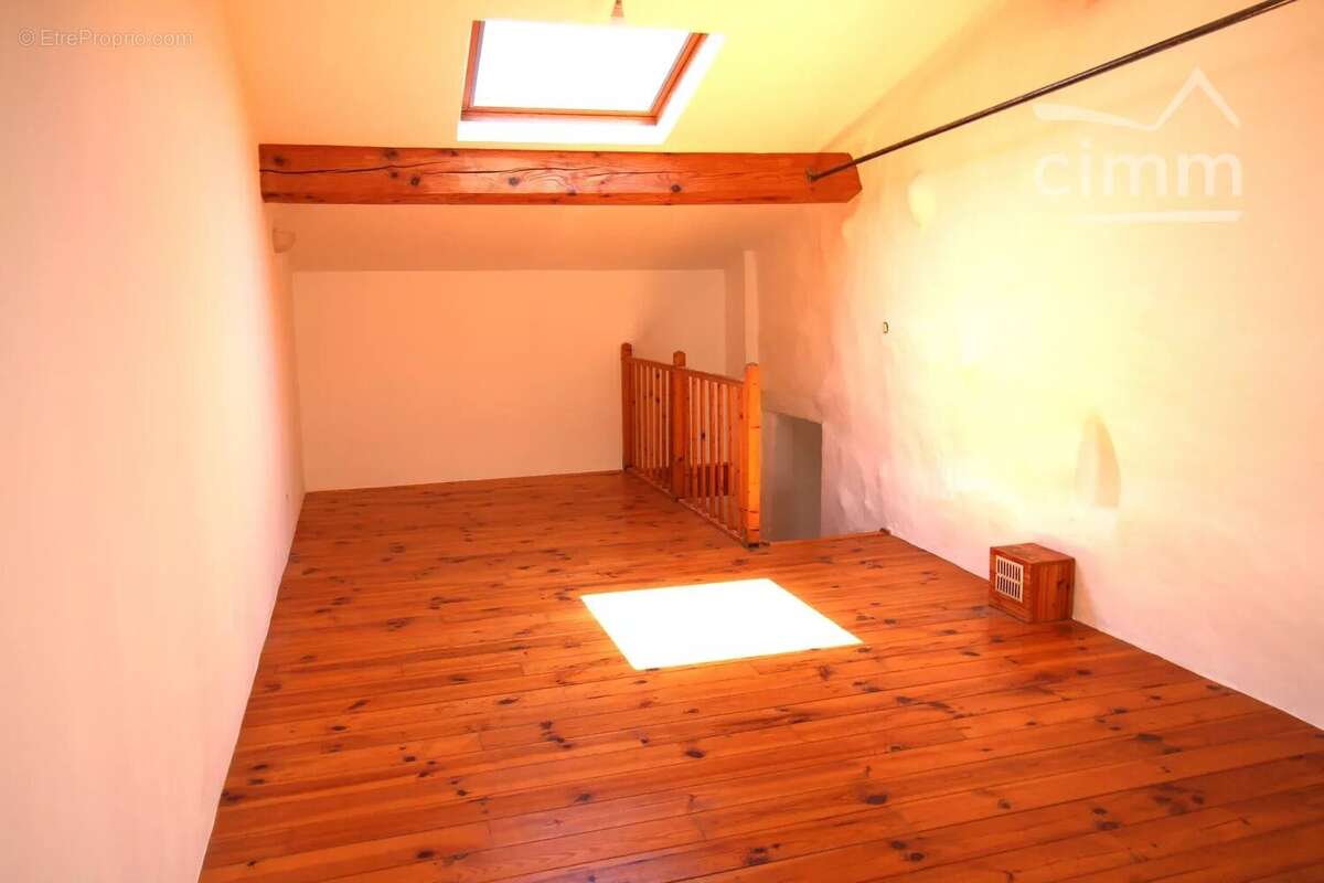 Appartement à PUIVERT