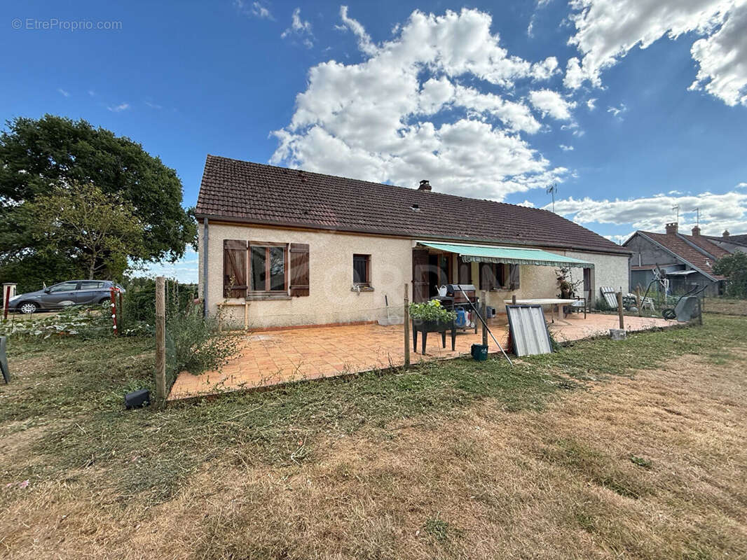 Maison Beaulieu Sur Loire, pavillon de plain-pied 4 chambres. - photo 5