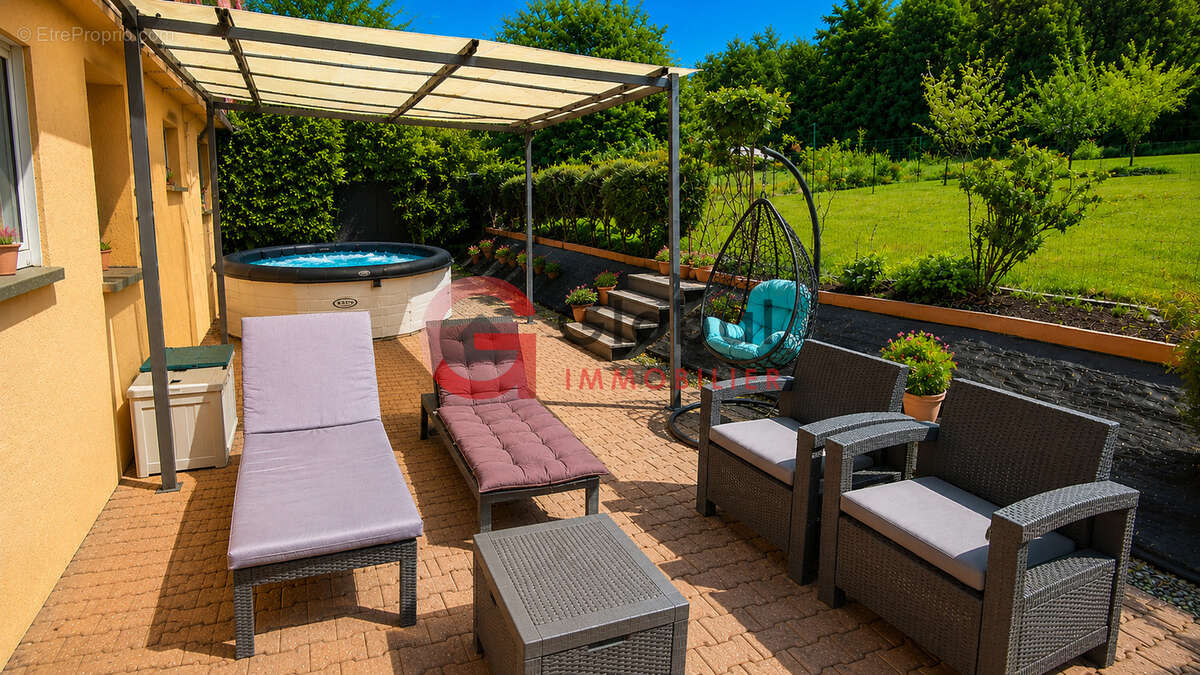 Belle maison de Plain-pied et jacuzzi saint Angel (63410) - photo 12