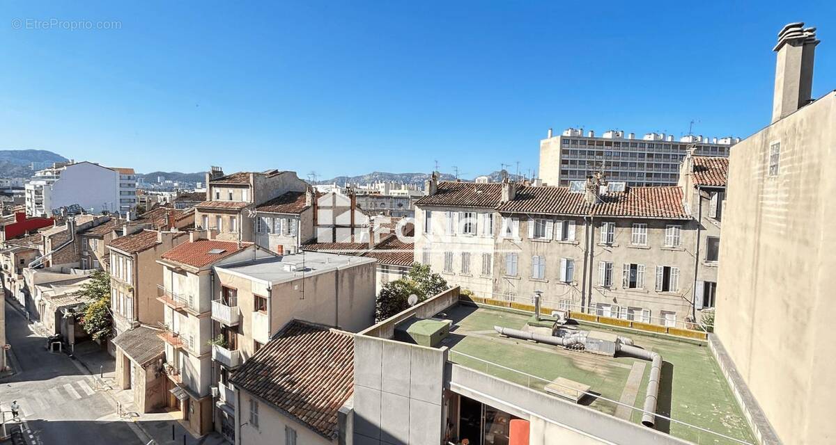 Appartement à MARSEILLE-5E