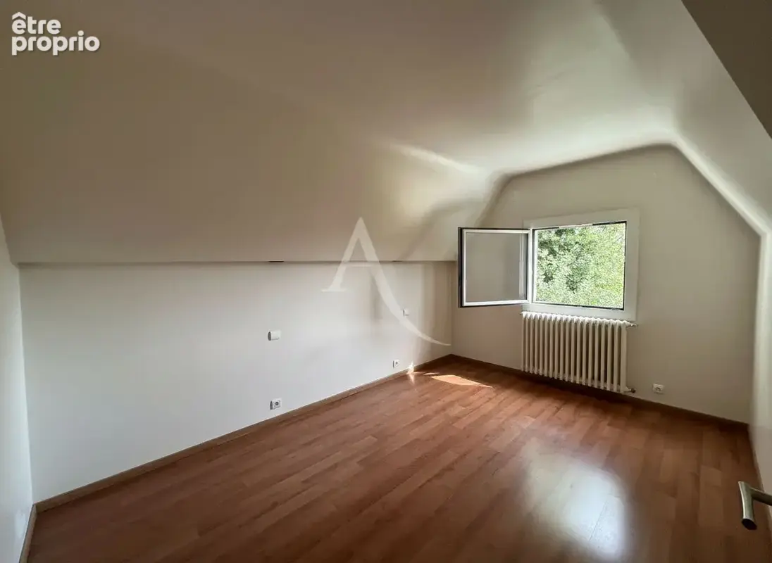 Maison Orvault 8 pièces 177.87 m2 avec studio indépendant et dépendance - photo 12
