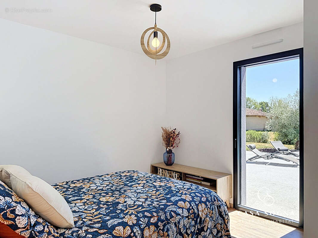 Villa contemporaine - 6 pièces - 131,82 m² - photo 14