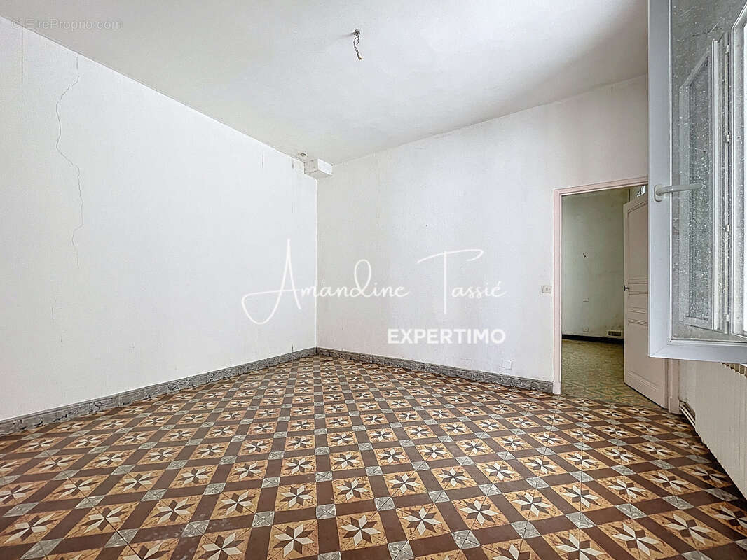 Immeuble de rapport, 3 appartements et sa maison   Centre-ville de Millau - photo 28