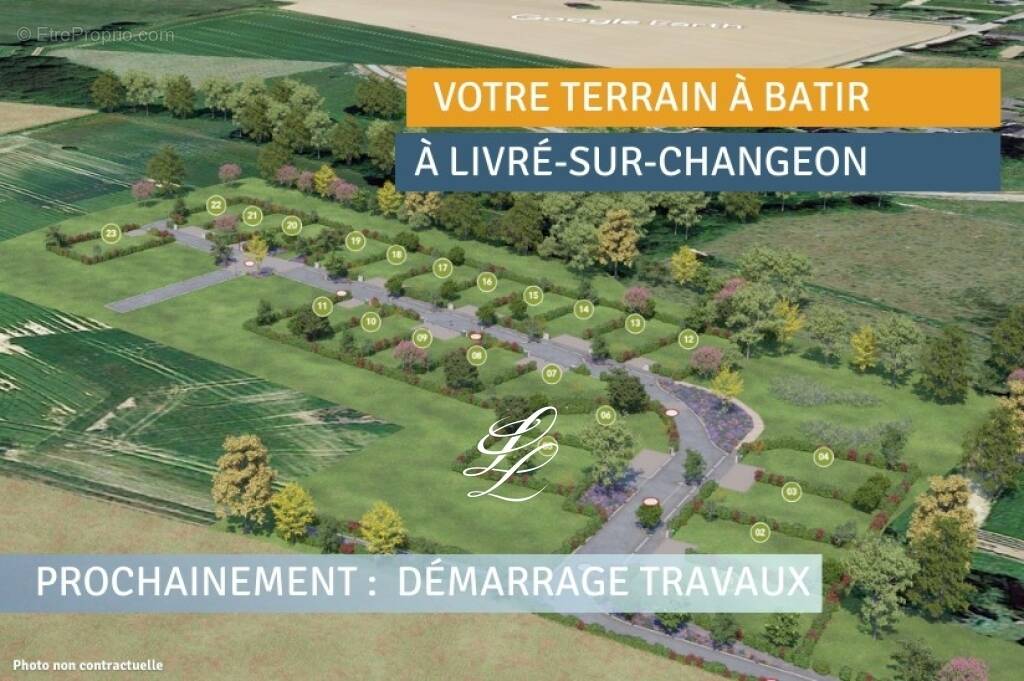 Terrain à LIVRE-SUR-CHANGEON