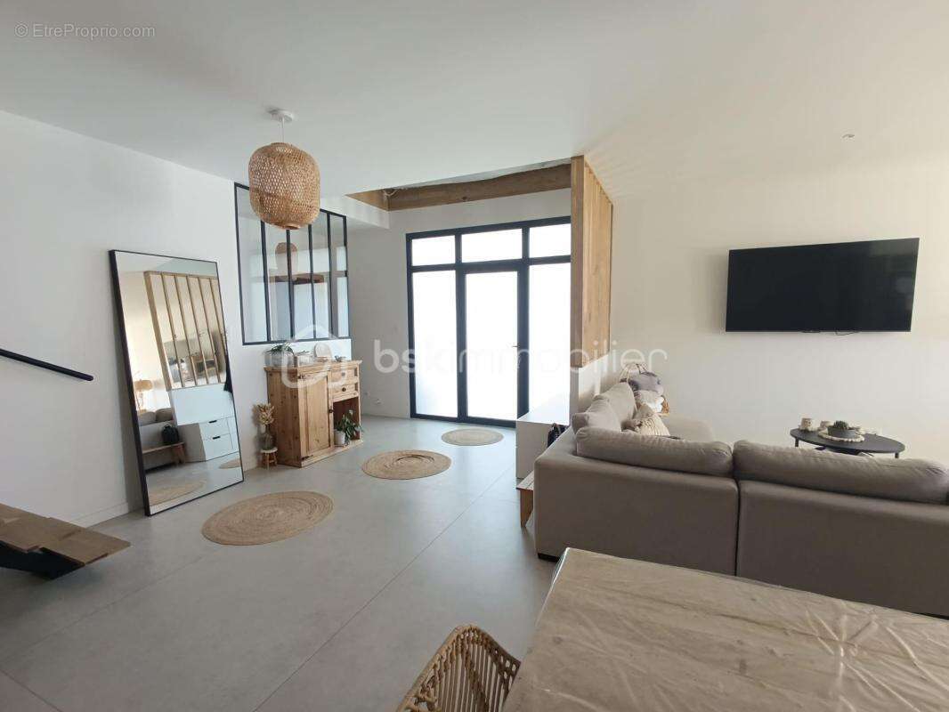 Maison 5 chambres de 174 m² avec piscine - photo 5