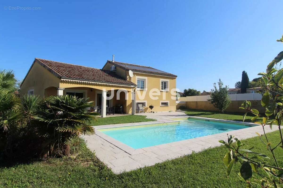 Maison à LIVRON-SUR-DROME