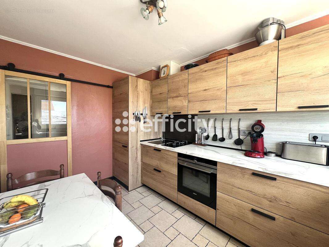 Maison à MARTIGNAS-SUR-JALLE