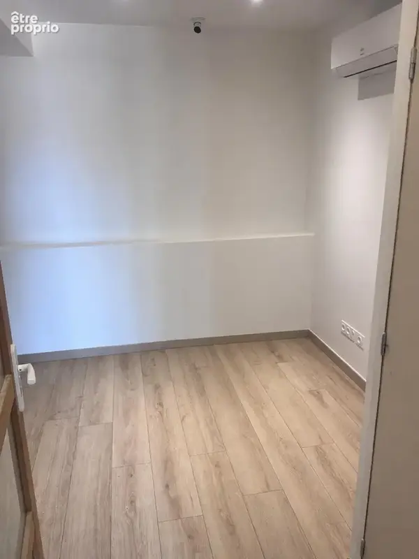 Lunel-viel   local commercial 34 m2 avec vitrine   vendu loué   rentabilité 6,63 % - photo 4