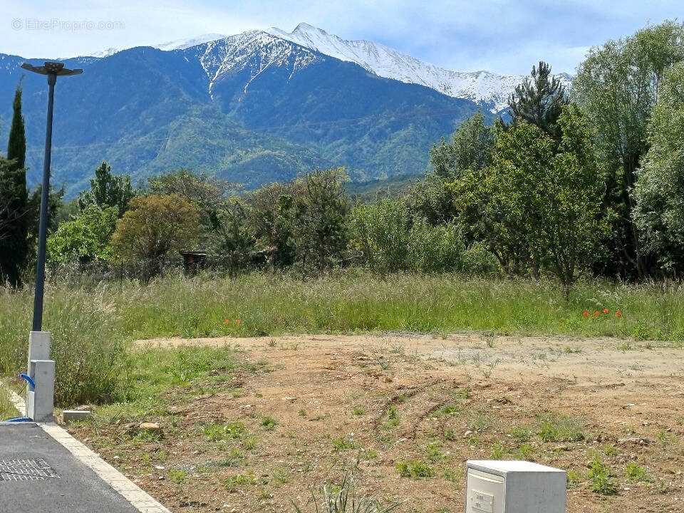 Terrain à RIA-SIRACH