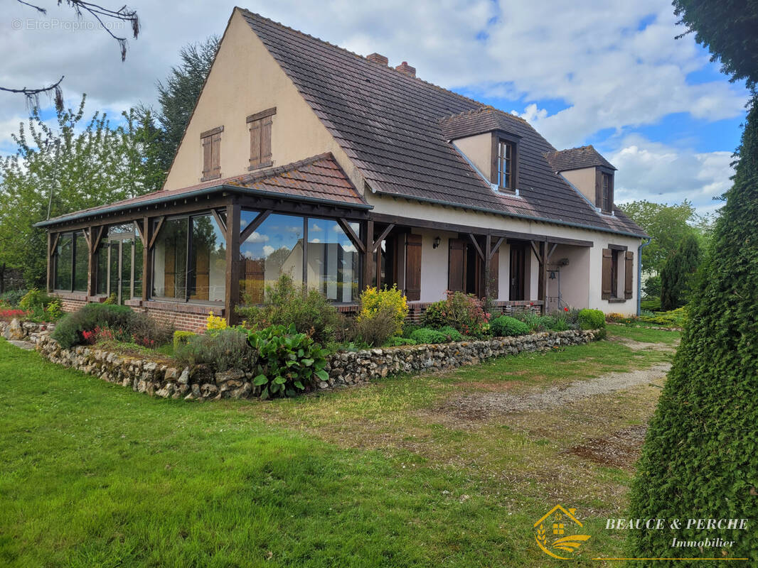 Maison à FONTENAY-SUR-EURE