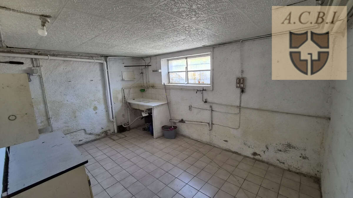 Vendôme   Maison de caractère proche centre-ville avec sous-sol total et garage - photo 7