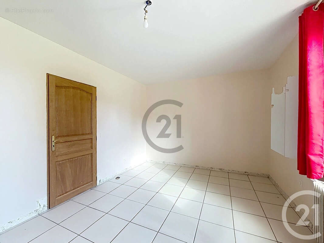 Maison 177 m² à Sancy-Les-Provins  - photo 8