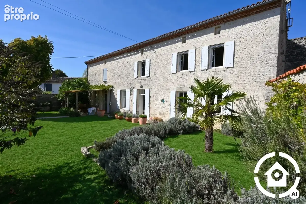 Maison 5 pièces 154 m² à vendre à Varaize (17400) - photo 5