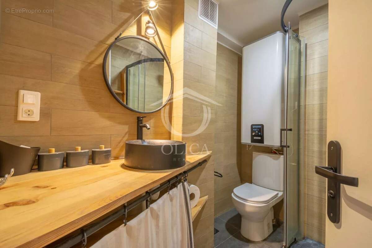 Appartement à SAINT-ETIENNE-DE-TINEE