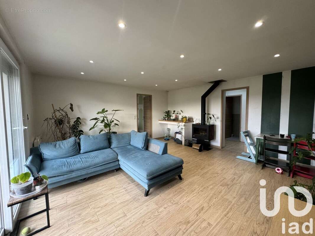 Maison 95 m² à Mereville  - photo 4