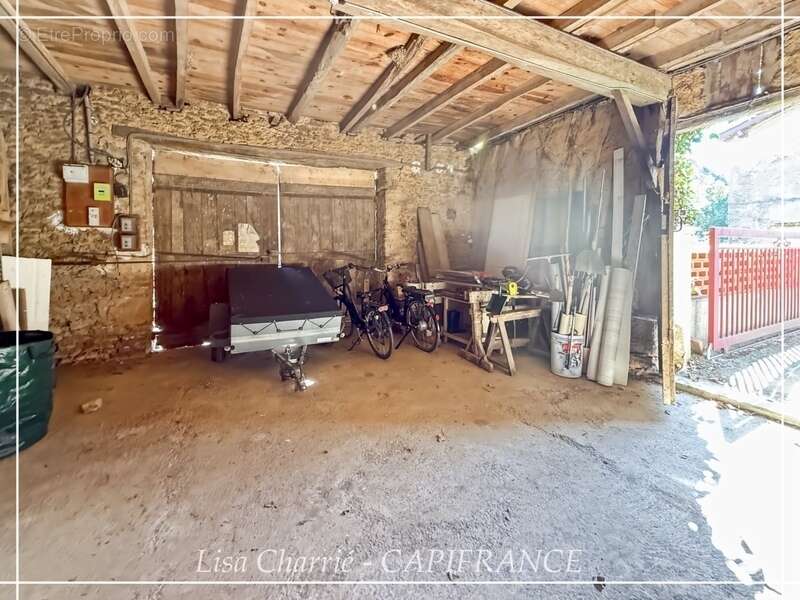 Propriété aux multiples possibilités : 2 maisons, studio et dépendances sur 3 007 m², proche de NOGARO (32) - photo 21