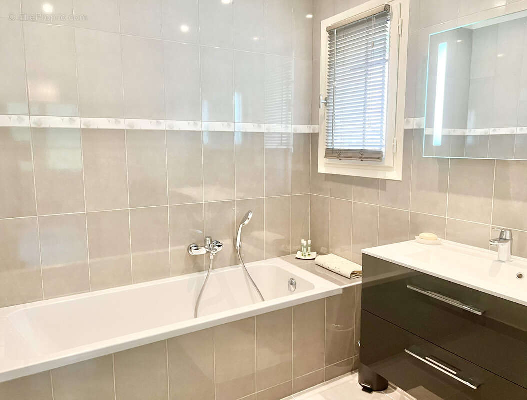 Maison à SPERACEDES