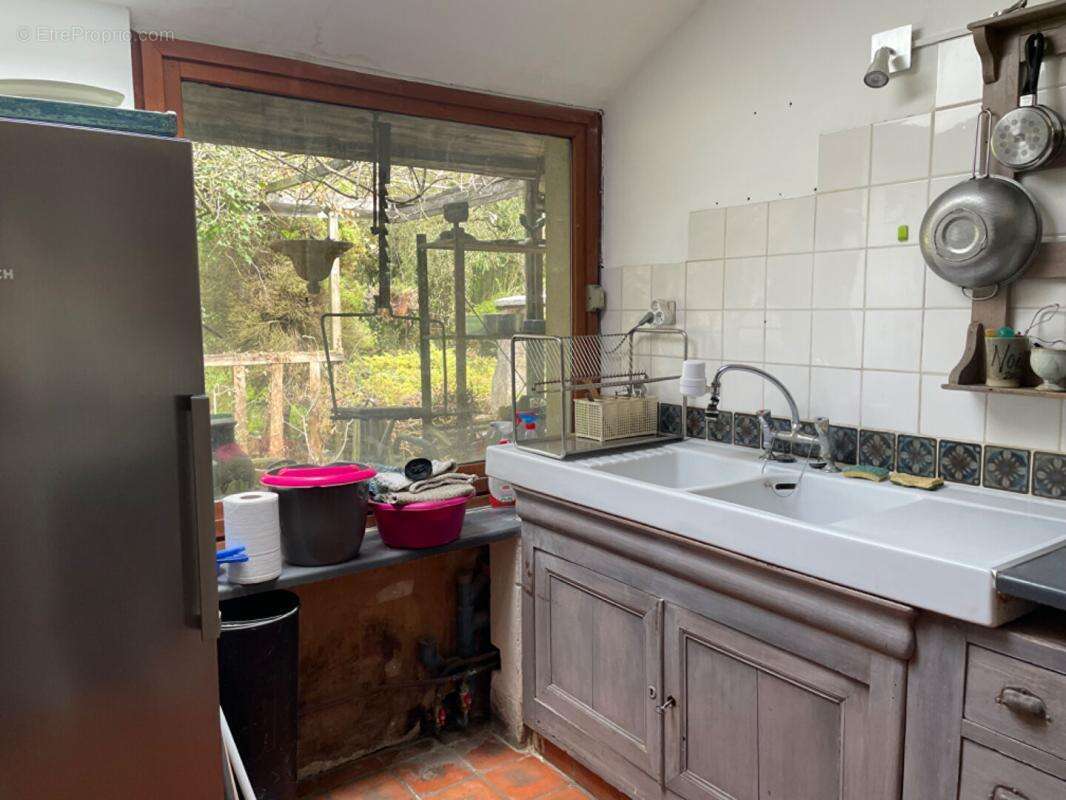 Maison Sainte Solange 7 pièce(s) 280 m2 sur terrain de  845 m² - photo 13