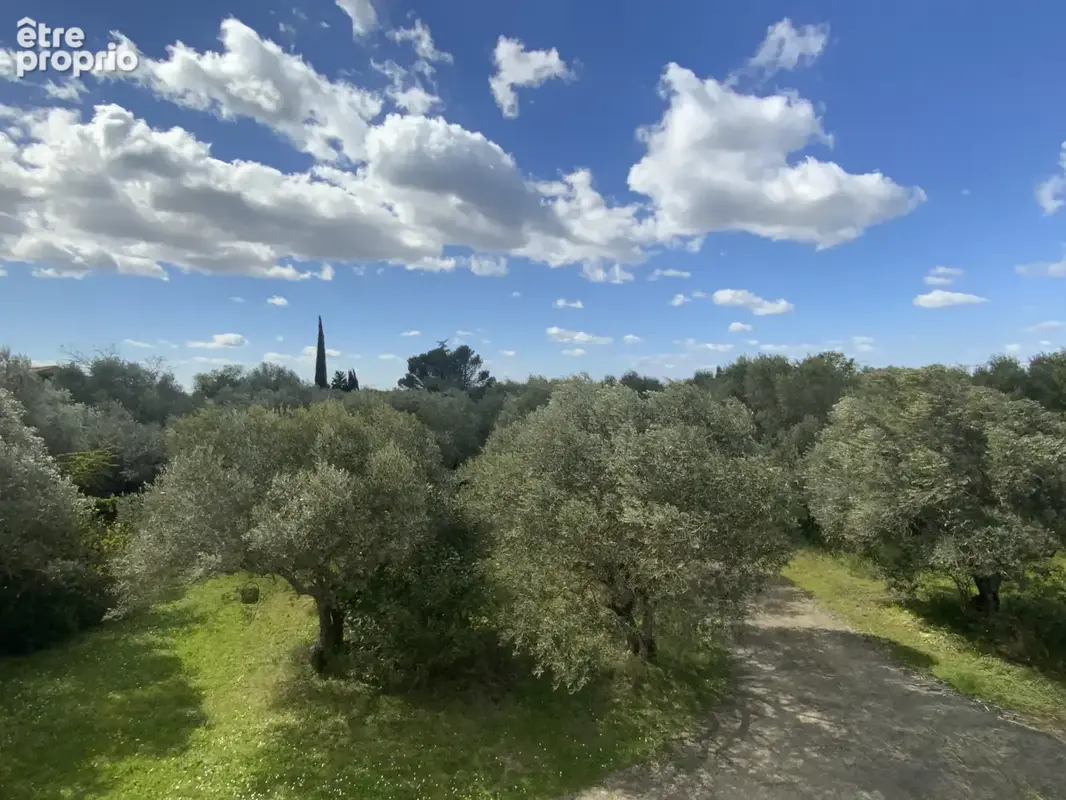 Terrain à UZES