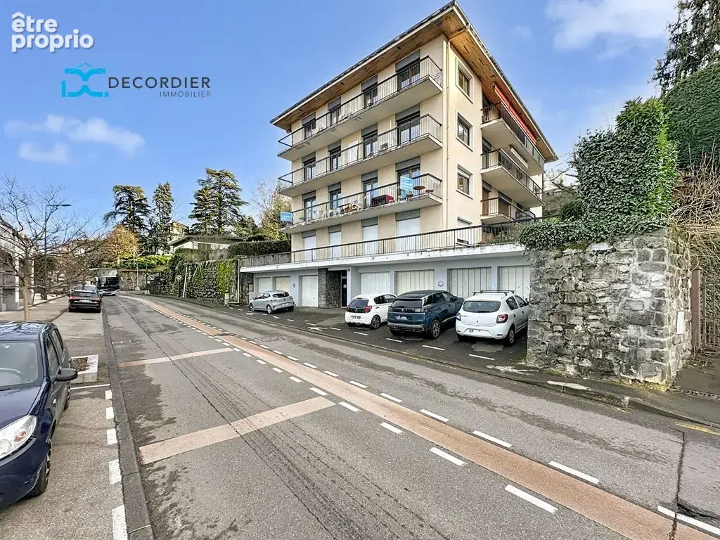 Evian centre t3 balcon vue lac - photo 18