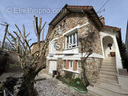 Maison à VERRIERES-LE-BUISSON