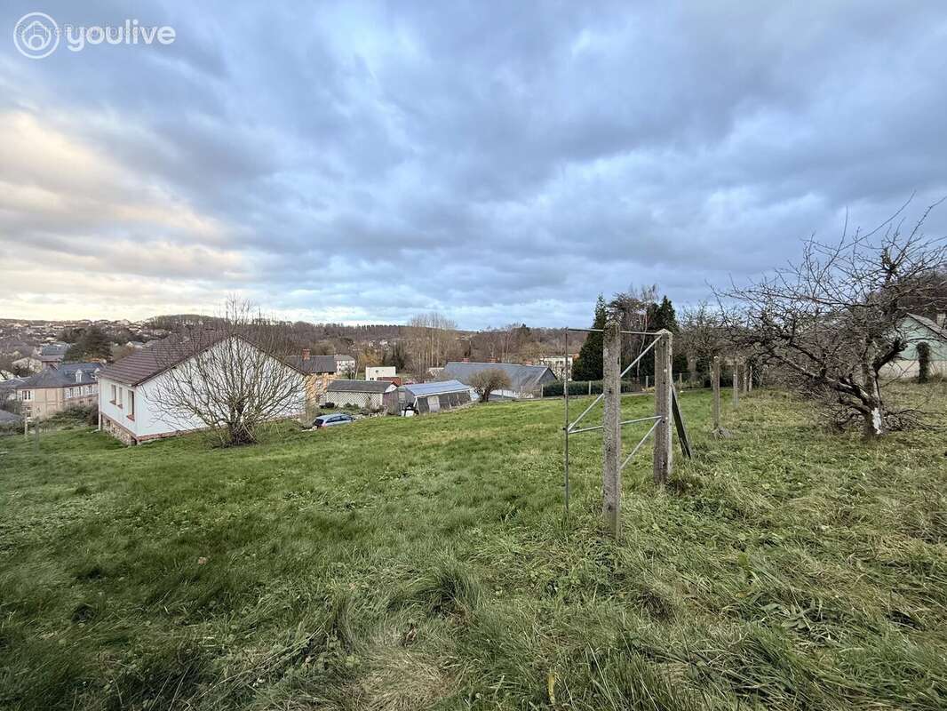 Terrain à CANY-BARVILLE