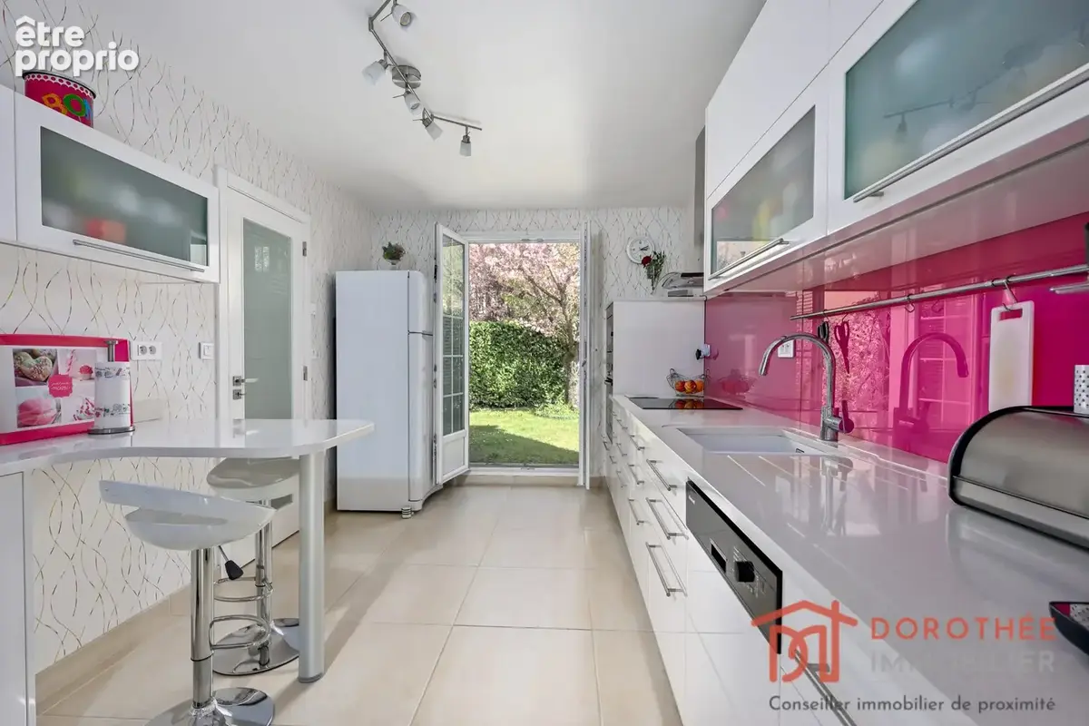 Maison 7 pièces 169 m² à vendre à Marolles-En-Brie (94440) - photo 3
