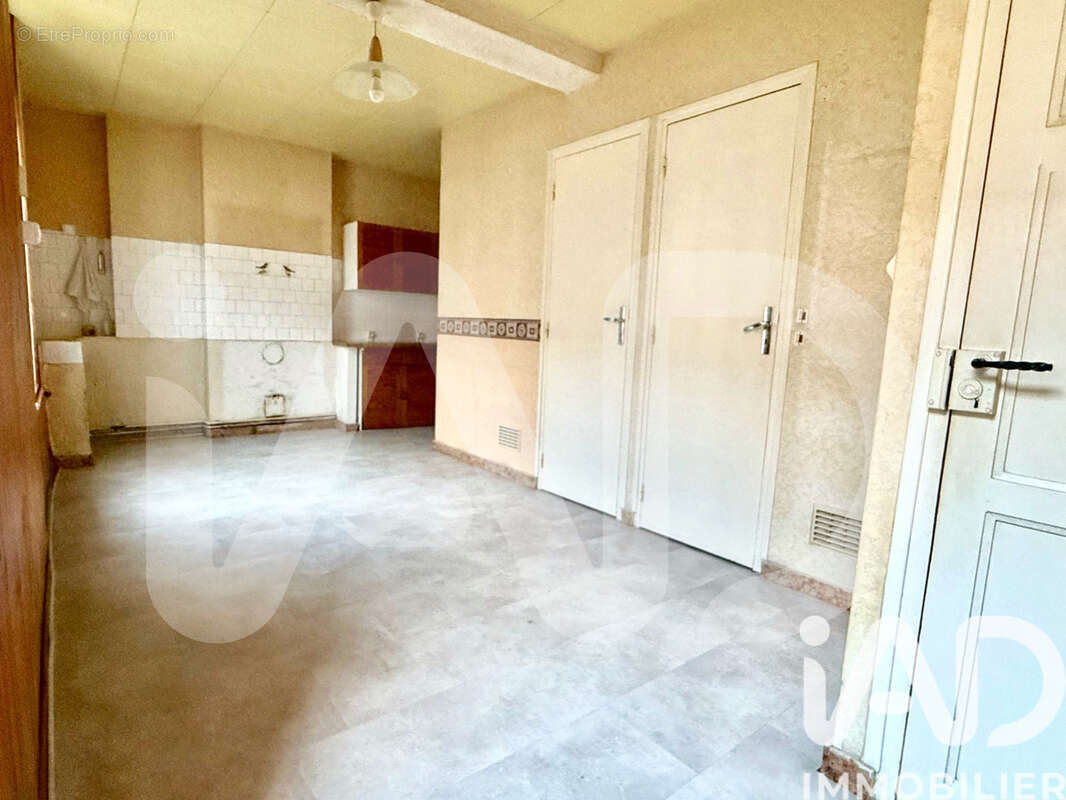 Photo 2 - Maison à NOYERS-PONT-MAUGIS