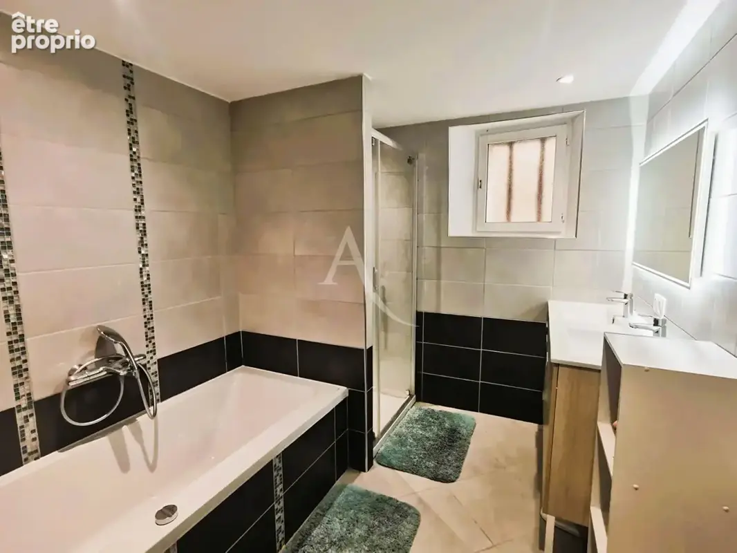 Chaniers - Maison 5 pièces - dépendance, jardin et  grand garage - photo 9