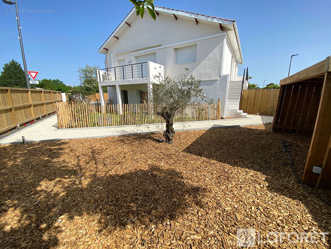 Appartement à MARTIGNAS-SUR-JALLE