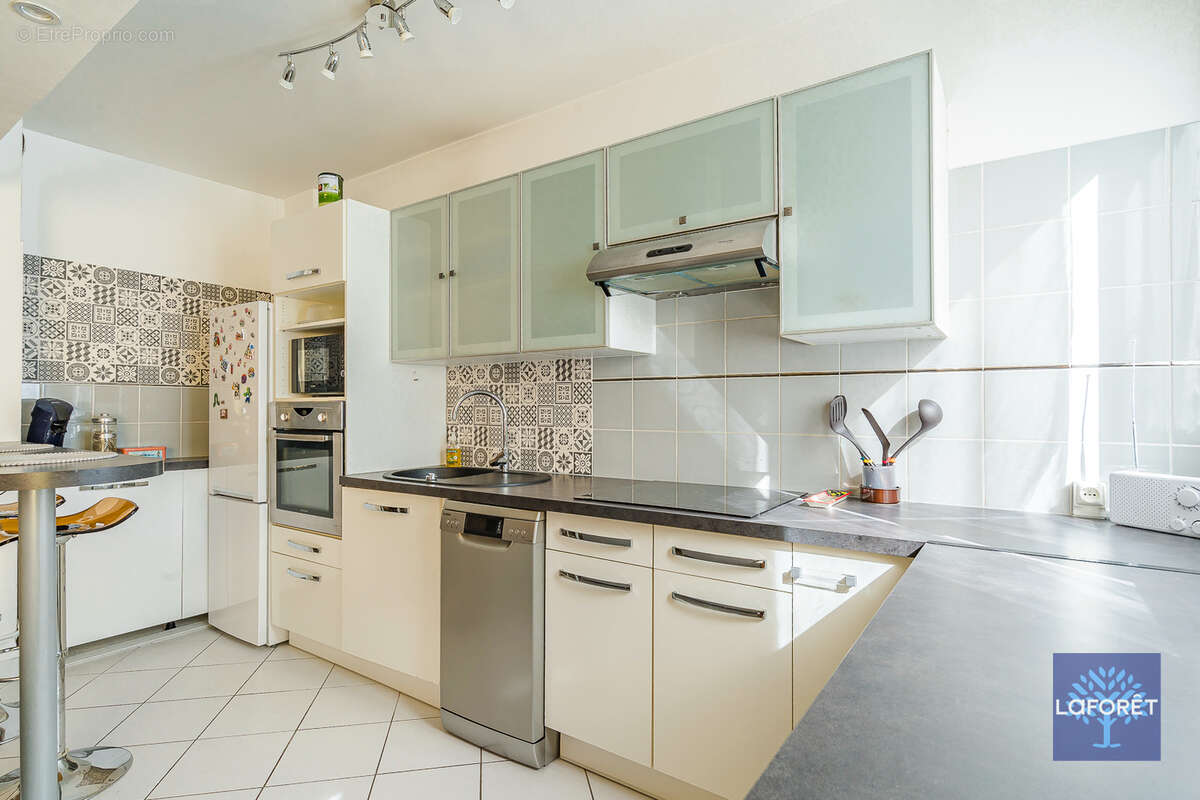 Appartement Les Pavillons Sous Bois 2 pièce(s) 53.17 m2 - photo 5